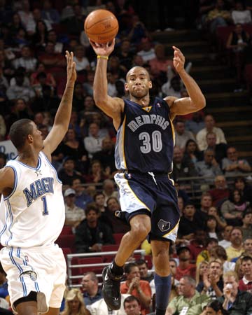 后卫D则被 后卫D则被