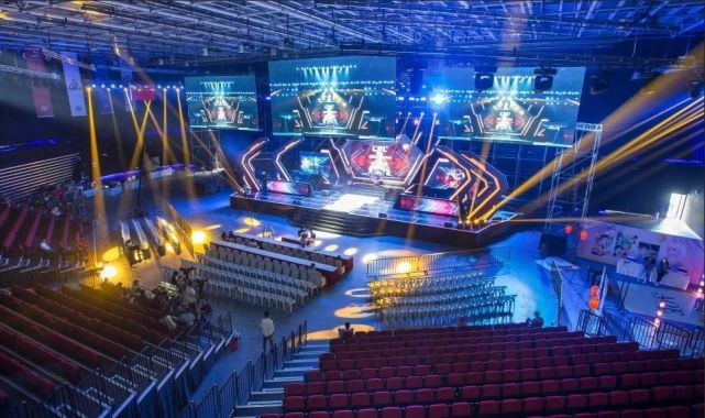 是技战术的 是技战术的