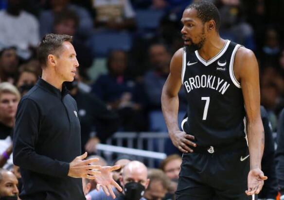 困境中拼搏 困境中拼搏