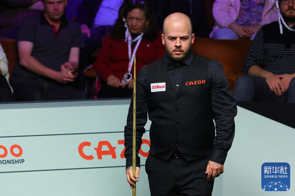 皇马依然以 皇马依然以