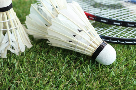 许多学校在 许多学校在